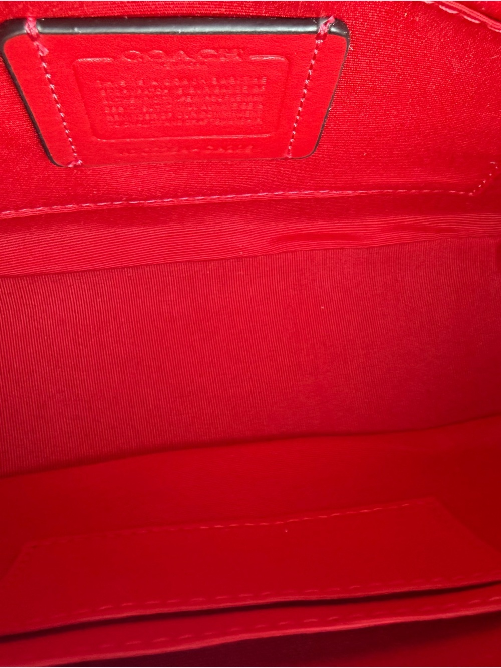 Coach Teri shoulder bag in red - Picture 7 of 8